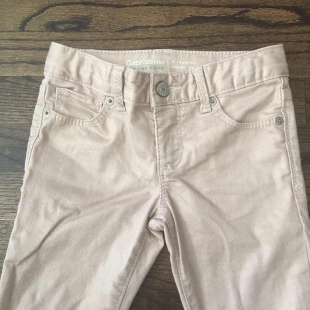 EUC Gap Kids Rose‎ Gold Jeans Sz 6 - Picture 2 of 6